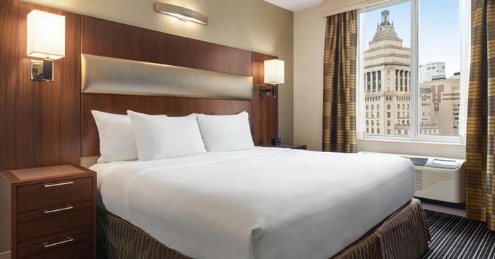 Zimmer DoubleTree by Hilton New York